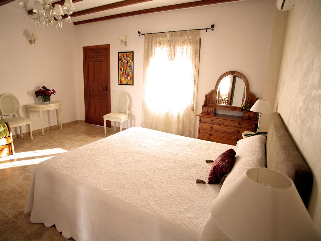 Huerto De La Luz Guest House Elche Room photo